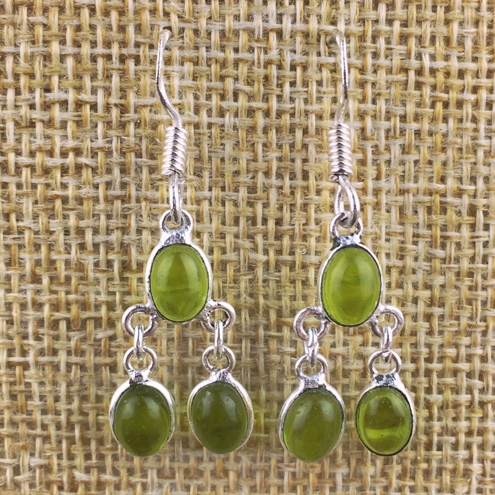 New Dainty Green Quartz Silver Hook Dangle Earrings